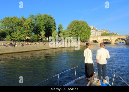 Frankreich, Paris, UNESCO-Weltkulturerbe, Stadtteil Saint-Germain-l'Auxerrois, Blick von der seine Privée mit im Hintergrund die Stockfoto