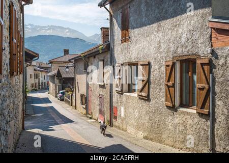 Frankreich, Isere, Gresivaudan Tal, Lumbin Dorf am Fuße des Chartreuse Massivs Stockfoto