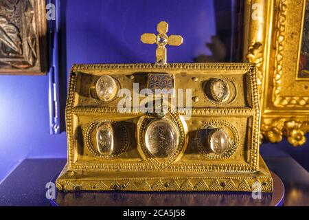 Frankreich, Correze, Bort-les-Orgues, Saint Germain Kirche, Dordogne Tal Stockfoto