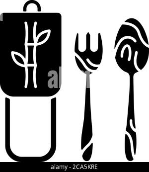 Bambus Besteck schwarz Glyphe Symbol. Umweltfreundlicher Lebensstil, Null Abfall Politik Silhouette Symbol auf weißem Raum. Handgemachtes Holzgeschirr, biologisch abbaubar Stock Vektor