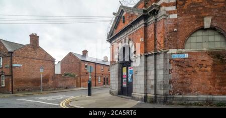 Gebäude auf der Straße in Dublin, Irland Stockfoto