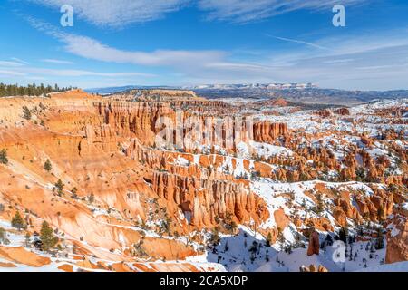 Blick vom Aussichtspunkt Sunset Point, Bryce Amphitheater, Bryce Canyon National Park, Utah, USA Stockfoto