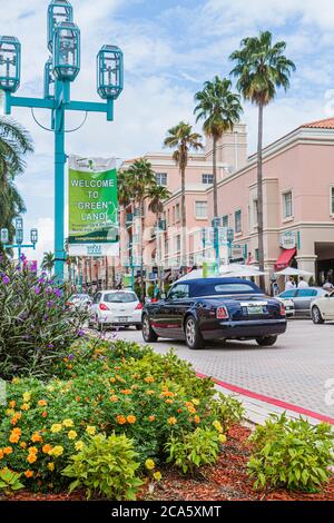 Boca Raton Florida, Mizner Park, Plaza Real, Shopping Shopper Shopper Shop Shops Markt Märkte Marktplatz Kauf Verkauf, Einzelhandel Geschäfte Geschäft Stockfoto