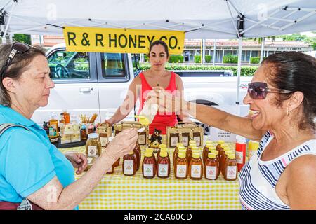 Boca Raton Florida, Palm Beach County, Royal Palm Place, Shopping Shopper Shopper shoppen shoppen shoppen shoppen shoppen Markt Märkte Marktplatz kaufen verkaufen, Einzelhandelsgeschäft stor Stockfoto