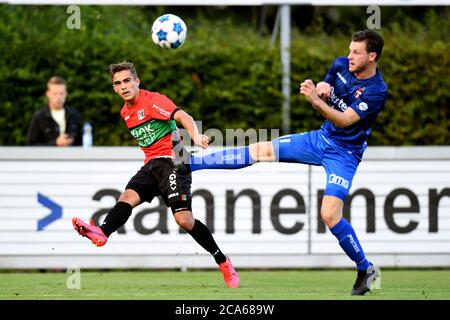 Groesbeek, Niederlande. August 2020. GROESBEEK 04-08-2020, Fußball, Sportpark Zuid, freundlich, Saison 2020-2021, NEC Spieler Cas Odenthal während des Spiels De Treffers - NEC Credit: Pro Shots/Alamy Live News Stockfoto