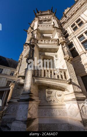 Wendeltreppe im Flügel François I. Château de Blois, Blois, Loir-et-Cher, Loire-Tal, Frankreich Stockfoto