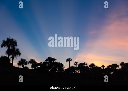 Blick auf den Sonnenuntergang von Mickler's Landing in Ponte Vedra Beach, Florida. (USA) Stockfoto