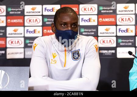 Kopenhagen, Dänemark. August 2020. Demba Ba aus Istanbul Basaksehir bei der Pressekonferenz vor dem Europa League Spiel zwischen dem FC Kopenhagen und Istanbul Basaksehir im Telia Parken in Kopenhagen. (Foto Kredit: Gonzales Foto/Alamy Live News Stockfoto