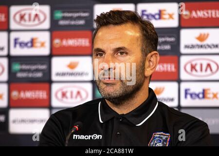 Kopenhagen, Dänemark. August 2020. Istanbul Basaksehir Manager Okan Buruk gesehen während der Pressekonferenz vor dem Europa League Spiel zwischen FC Kopenhagen und Istanbul Basaksehir in Telia Parken in Kopenhagen. (Foto Kredit: Gonzales Foto/Alamy Live News Stockfoto