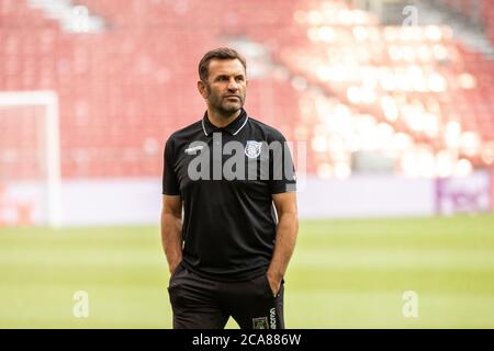 Kopenhagen, Dänemark. August 2020. Istanbul Basaksehir-Manager Okan Buruk sah während eines offenen Trainings vor dem Europa League Spiel zwischen FC Kopenhagen und Istanbul Basaksehir bei Telia Parken in Kopenhagen. (Foto Kredit: Gonzales Foto/Alamy Live News Stockfoto