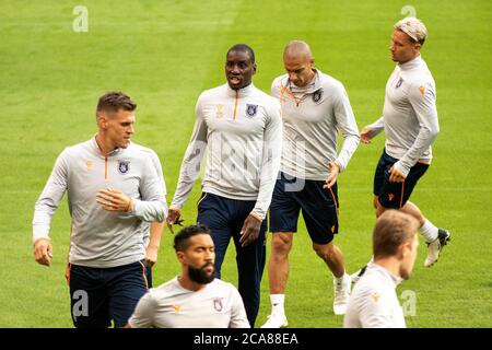 Kopenhagen, Dänemark. August 2020. Demba Ba von Istanbul Basaksehir Manager gesehen während eines offenen Trainings vor dem Europa League Spiel zwischen FC Kopenhagen und Istanbul Basaksehir in Telia Parken in Kopenhagen. (Foto Kredit: Gonzales Foto/Alamy Live News Stockfoto