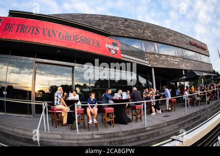 Groesbeek, Niederlande. August 2020. GROESBEEK 04-08-2020, Fußball, Sportpark Zuid, freundlich, Saison 2020-2021, Unterstützer während des Spiels De Treffers - NEC 0-2 Credit: Pro Shots/Alamy Live News Stockfoto