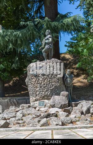 Viseu / Portugal - 07/31/2020 : Ansicht eines Denkmals, Statue des Viriatus (Viriathus) aus Lusitania, Lusitanian Führer, der gegen die Römer kämpfte Stockfoto