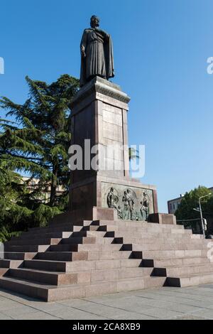 Denkmal für Shota Rustaveli in Tiflis, Georgien Stockfoto