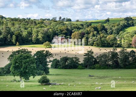 Nanteos Mansion ist ein Landhaus aus dem 18. Jahrhundert, das auf dem Land südlich von Aberystwyth, Ceredigion, Wales, liegt. Stockfoto