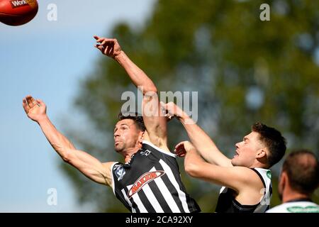 Benalla Victoria 14. März 2020. Goulburn Valley League Benalla Saints Nehmen Sie Ovens und Murray Wangaratta Magpies in Benalla Showgrounds in einer Pre-se Stockfoto