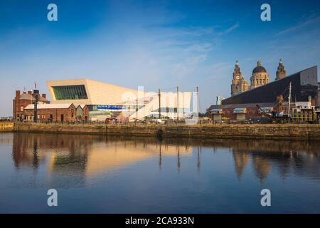 Ansicht der Pier Head Gebäude in Canning Dock, Liverpool, Merseyside, England, Großbritannien, Europa Stockfoto