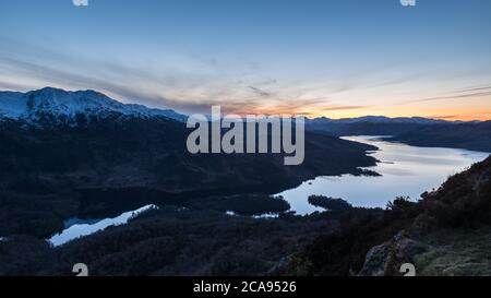 Ben A'an, einer der beliebtesten der kleineren Hügel Schottlands mit herrlichem Blick auf Loch Katrine, die Trossachs, Schottland, Großbritannien, Europa Stockfoto