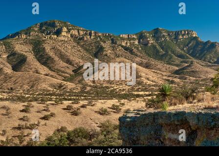 Atascosa Mountains in der Sonoran Desert von der Ruby Road in der Nähe der mexikanischen Grenze und Geisterstadt Ruby, Arizona, USA Stockfoto