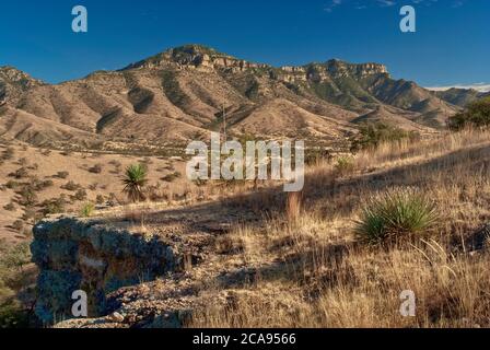 Atascosa Mountains in der Sonoran Desert von der Ruby Road in der Nähe der mexikanischen Grenze und Geisterstadt Ruby, Arizona, USA Stockfoto