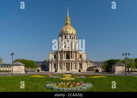 Les Invalides ist ein Komplex von Museen und Grabstätten in Paris, das Militärhistorische Museum von Frankreich und das Grab von Napoleon Bonaparte. Bei 1860, Napoleon' Stockfoto