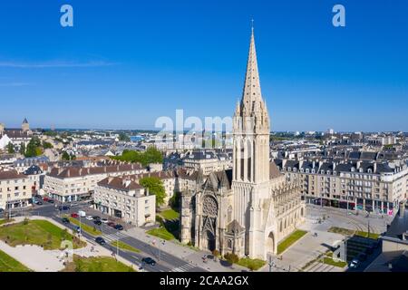 Caen, Luftbild der Kirche Saint-Pierre und Schloss Stockfoto