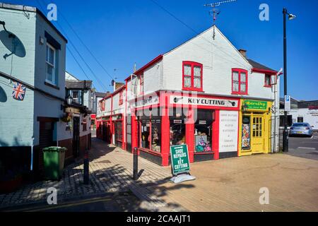 Schuster und Schlüsselschneiden kleines Geschäft in Rugby Stockfoto