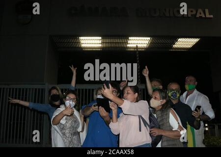 Porto Alegre, Brasilien. August 2020. Bild von Menschen, die den Antrag auf Untersuchung über die Ausgaben der Gelder für die Gesundheit für die Pandemie Comabete bestimmt gemacht und für Werbung ausgegeben, Ich akzeptiere den Antrag auf Untersuchung mit 31 Stimmen dafür und 4 Stimmen gegen, auf den Bürgermeister von Porto Alegre ( RS), Porto Alegre (05). Kredit: Miguel Noronha/FotoArena/Alamy Live Nachrichten Stockfoto