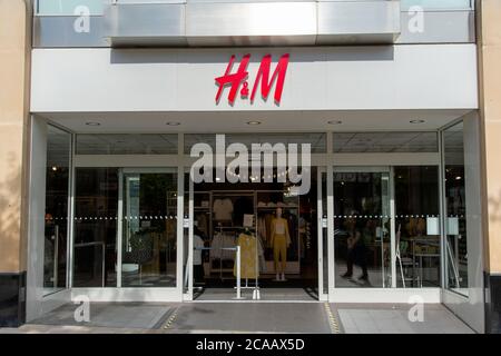 London, Großbritannien. August 2020. H&M Geschäft in Bromley, London. Quelle: Dave Rushen/SOPA Images/ZUMA Wire/Alamy Live News Stockfoto