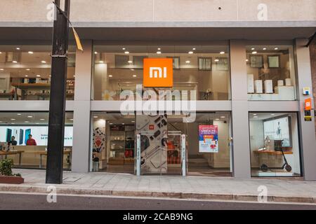 Xiaomi Mi Store auf der Av Meritxell in Andorra la Vella, Hauptstadt von Andorra, ein beliebtes Einkaufsziel für seinen niedrigen Mehrwertsteuersatz von 4.5% Stockfoto