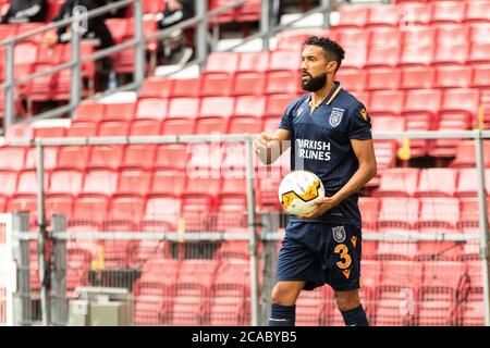 Kopenhagen, Dänemark. August 2020. Gael Clichy (3) aus Istanbul Basaksehir beim UEFA Europa League Spiel zwischen dem FC Kopenhagen und Istanbul Basaksehir im Telia Parken in Kopenhagen. (Foto Kredit: Gonzales Foto/Alamy Live News Stockfoto