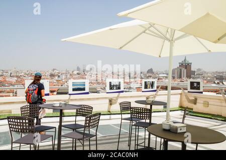 Blick von der Bar auf der Dachterrasse im Circulo de Bellas Artes, Madrid, Spanien Stockfoto