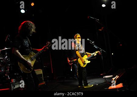 Winton Raceway, Victoria. März 2017. Im Bild: Mark Gable, Lead Vocals und Gitarre spielt live auf der Bühne mit der australischen Hard Rock Band The Choi Stockfoto