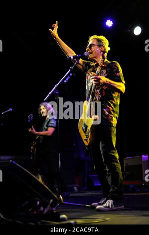 Winton Raceway, Victoria. März 2017. Im Bild: Mark Gable, Lead Vocals und Gitarre spielt live auf der Bühne mit der australischen Hard Rock Band The Choi Stockfoto