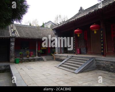 Das Gebäude im Shaolin Tempel mit Detail Architektur. Das Shaolin Kloster ist auch als Shaolin Tempel bekannt. Dengfeng, Stadt Zhengzhou, Henan Pr Stockfoto