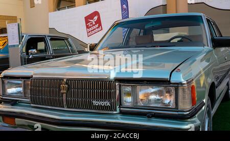 Doha, Katar: 4 März 2020:1983 toyota Krone Oldtimer Stockfoto