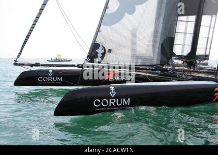 VENEDIG, ITALIEN - MAI 12: Ein AC45 Katamaran während der Venice 2012 - America's Cup World Series am 12. Mai 2012 in Venedig, Italien Stockfoto