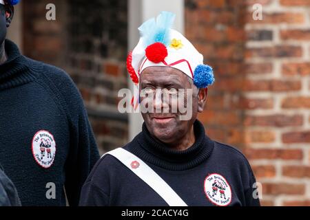 Die Britannia Coconut Dancers treten in York auf Stockfoto