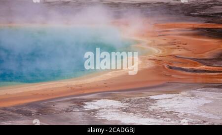 Detail von Grand Prismatic Spring in Midway Geyser Basin Stockfoto