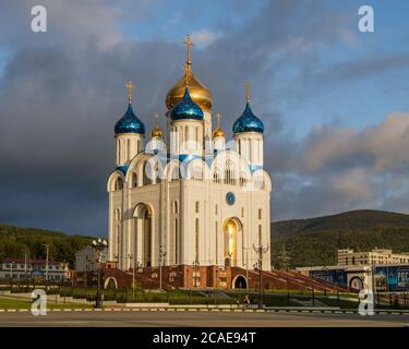 Juschno-Sachalinsk, Russland - 29. August 2019. Blick auf die Geburtskathedrale Stockfoto