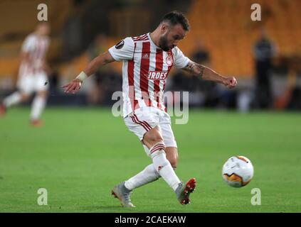 Olympiakos' Mathieu Valbuena während der UEFA Europa League Runde von 16 zweite Etappe Spiel im Molineux Stadium, Wolverhampton. Donnerstag, 6. August 2020. Siehe PA Geschichte SOCCER Wolves. Bildnachweis sollte lauten: Mike Egerton/PA Wire. Stockfoto