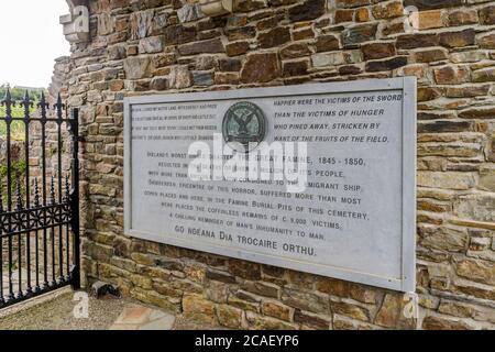 Abbeystrowry Graveyard in Skibbereen, Irland, wo 8-10.000 Opfer der Hungersnot der irischen Kartoffeln von 1845-1850 begraben sind. Stockfoto