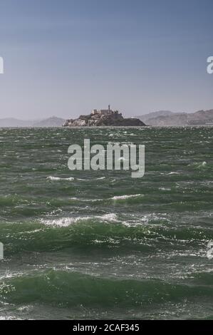 Vertikale Aufnahme des Alcatraz Fisherman's in den USA Stockfoto