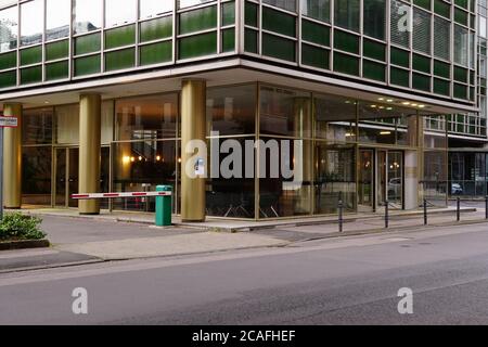 KÖLN, 02. Aug 2020: Hauptgebäude der deutschen Kaufhauskette in der Leonhard-Tietz-Straße in Köln Stockfoto