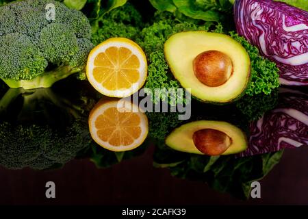 Frische Detox-Zutaten für gesunden Smoothie oder Salat. Stockfoto