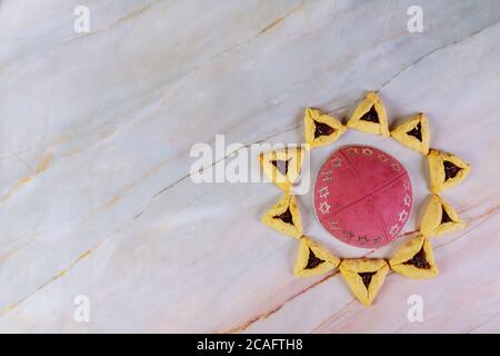 Cookie-Muster und Kippa für jüdische Purim Urlaub. Stockfoto