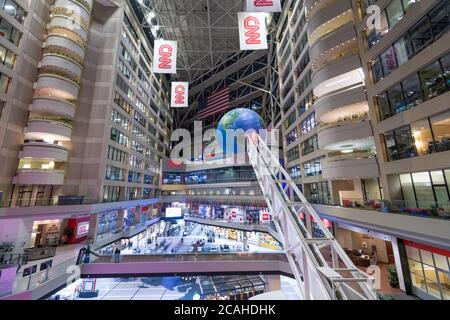 ATLANTA, Georgia - Januar 25, 2018: CNN Center in Atlanta. Das Gebäude ist in der ganzen Welt Hauptsitz für CNN. Stockfoto