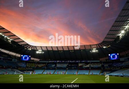 Gesamtansicht des Stadions während der UEFA Champions League, Runde 16, zweites Beinspiel im Etihad Stadium, Manchester. Stockfoto