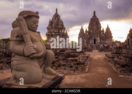 Sonnenuntergang am Sewu Tempel, Prambanan Komplex, Yogyakarta, Indonesien Stockfoto