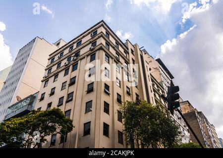 Altes Gebäude im Art-Deco-Stil in der Innenstadt von Belo Horizonte Stockfoto